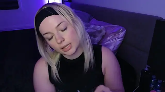 margot robbie7 online show from April 2026 01:21:02 AM