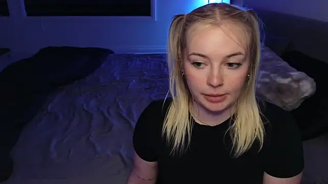 Snapshot of margot_robbie7 chatting on June 2026 01:34:01 AM margot robbie7 online show from June 2026 01:34:01 AM