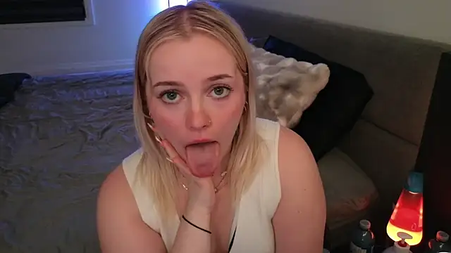 Snapshot of margot_robbie7 chatting on July 2026 01:10:02 AM margot robbie7 online show from July 2026 01:10:02 AM