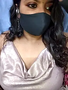 Snapshot of Tamil_hot_whiskey_girl chatting on March 2025 04:19:02 PM Tamil hot whiskey girl online show from March 2025 04:19:02 PM