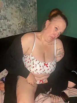 Snapshot of XxXMistyXxX chatting on October 2025 09:46:01 PM XxXMistyXxX online show from October 2025 09:46:01 PM