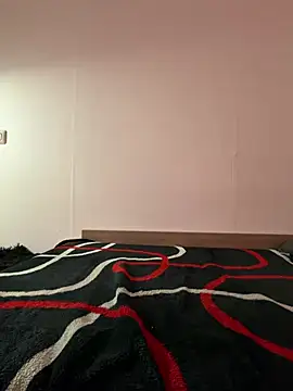 Renoirmonter online show from April 2026 10:34:02 PM