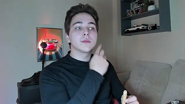 Snapshot of Eric_ether chatting on November 2025 08:13:02 PM Eric ether online show from November 2025 08:13:02 PM