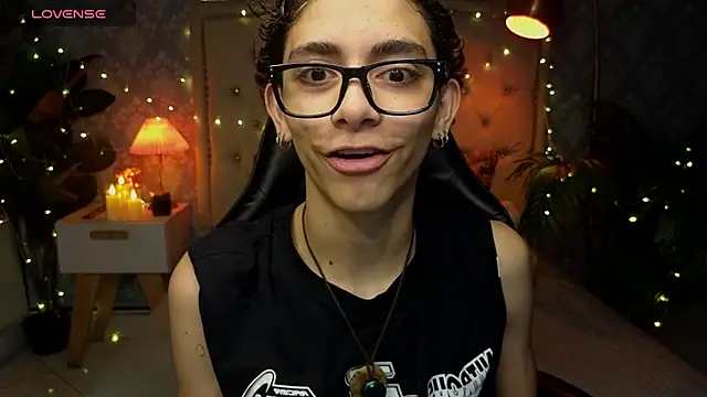 Matty Sparkk online show from March 2026 01:48:02 PM