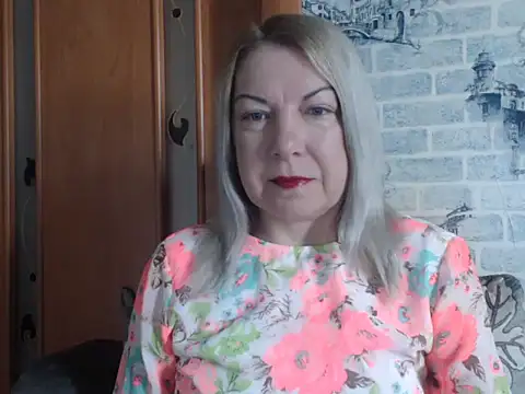 Lillia Ray online show from April 2026 06:58:01 AM