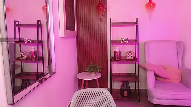 Snapshot of Coral_Lise chatting on November 2025 11:09:02 AM Coral Lise online show from November 2025 11:09:02 AM