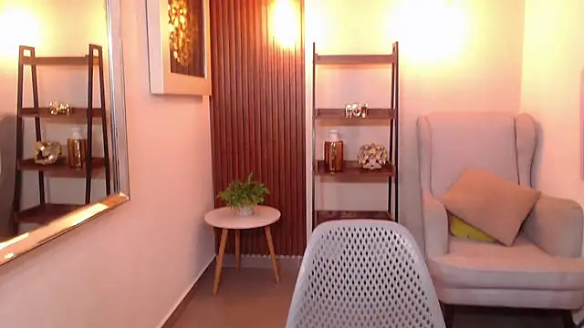 Snapshot of Coral_Lise chatting on November 2025 10:59:01 AM Coral Lise online show from November 2025 10:59:01 AM