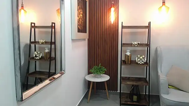 Snapshot of Coral_Lise chatting on November 2025 11:13:02 AM Coral Lise online show from November 2025 11:13:02 AM