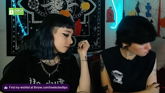 lovelockedlips online show from October 2025 03:53:02 AM