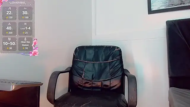 Snapshot of Dayana_Dias chatting on December 2025 10:55:01 AM Dayana Dias online show from December 2025 10:55:01 AM