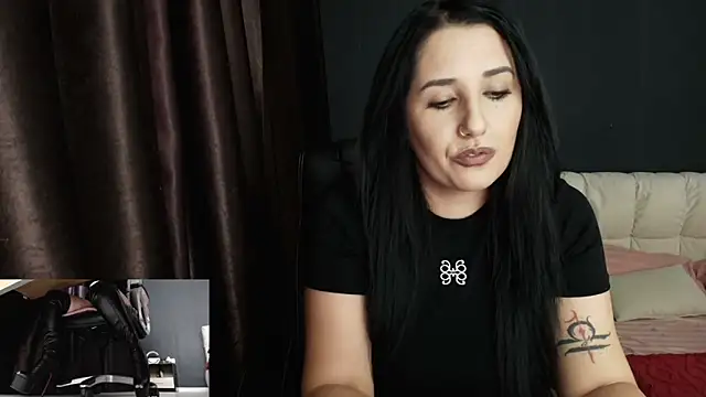 Snapshot of missdyaa chatting on September 2025 09:47:02 PM missdyaa online show from September 2025 09:47:02 PM