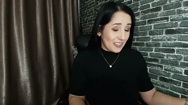 Snapshot of missdyaa chatting on October 2025 11:16:01 PM missdyaa online show from October 2025 11:16:01 PM