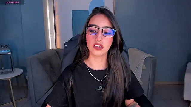 LarisaSmirnov online show from October 2025 04:27:01 AM