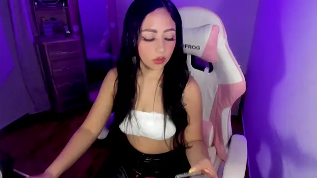 Snapshot of Sweet_milady chatting on September 2025 08:03:01 AM Sweet milady online show from September 2025 08:03:01 AM