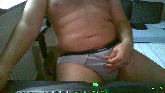 Snapshot of Alexalex_98 chatting on October 2025 03:34:01 PM Alexalex 98 online show from October 2025 03:34:01 PM