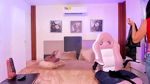 Snapshot of loress_ass_mature chatting on October 2025 11:23:01 PM loress ass mature online show from October 2025 11:23:01 PM