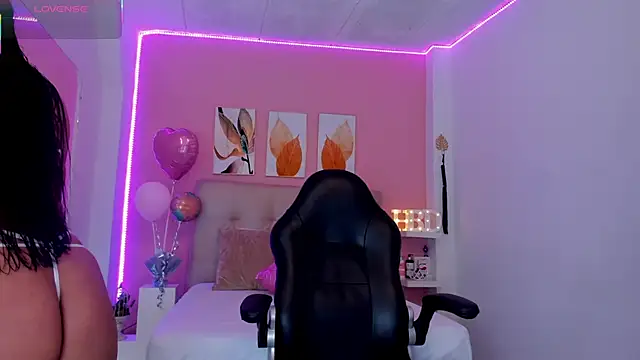 Molly h0t online show from February 2026 12:24:02 PM