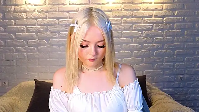 minigirl online show from March 2025 04:09:01 AM