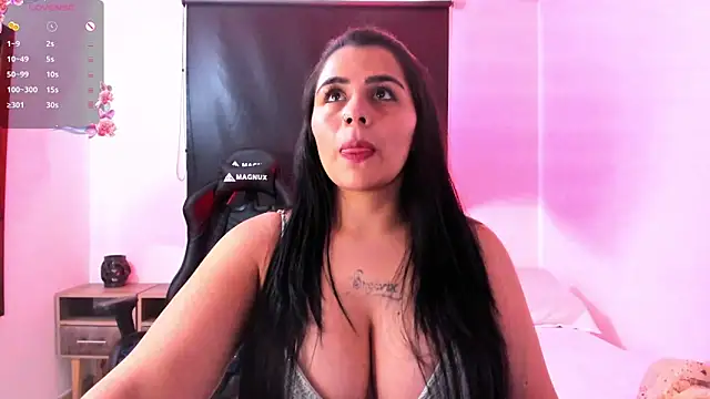 hannarusso online show from March 2025 09:12:02 PM