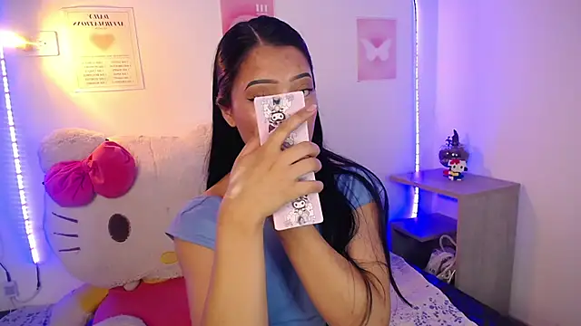 Snapshot of Emilybutterfly1 chatting on November 2025 11:15:01 PM Emilybutterfly1 online show from November 2025 11:15:01 PM