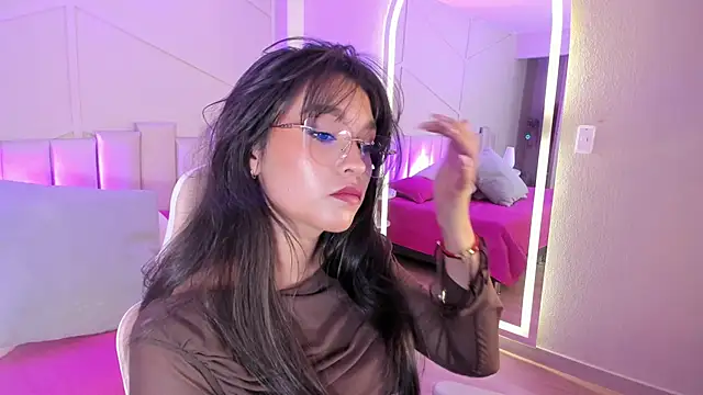 Eimmy bm online show from November 2025 07:24:01 PM