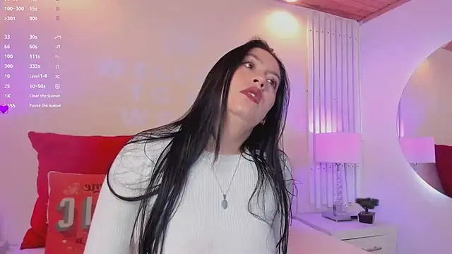 Snapshot of AliceCorner chatting on November 2025 11:54:01 AM AliceCorner online show from November 2025 11:54:01 AM