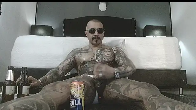 danilog515 online show from November 2025 08:53:02 PM