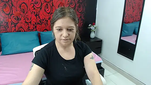 Snapshot of Samanta_SS chatting on June 2026 06:57:02 PM Samanta SS online show from June 2026 06:57:02 PM