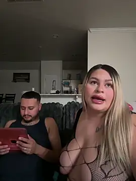 Snapshot of SEXXIBLONDIEE chatting on November 2025 06:01:01 AM SEXXIBLONDIEE online show from November 2025 06:01:01 AM