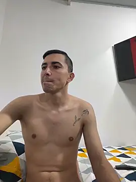 Snapshot of pareja_curiosa19 chatting on October 2025 01:06:02 AM pareja curiosa19 online show from October 2025 01:06:02 AM