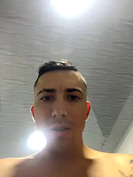 Snapshot of pareja_curiosa19 chatting on November 2025 01:28:02 AM pareja curiosa19 online show from November 2025 01:28:02 AM