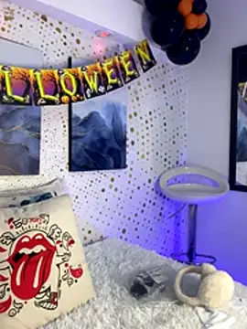 Andy Leex online show from October 2025 08:29:01 PM