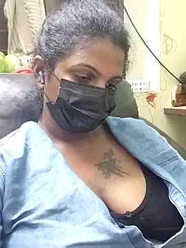 poojaa-rani online show from November 2025 06:43:02 PM