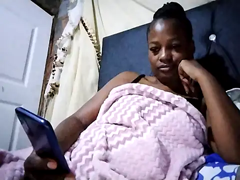 sexylira online show from April 2026 10:31:02 PM