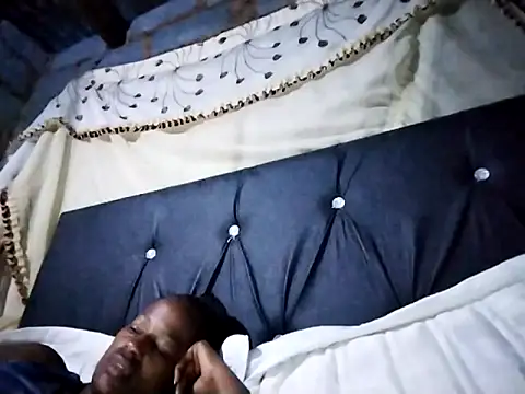 sexylira online show from April 2026 08:13:02 PM