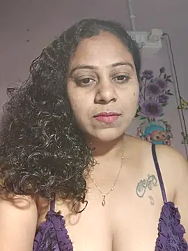 JENNIFERtamil online show from November 2025 04:38:01 PM