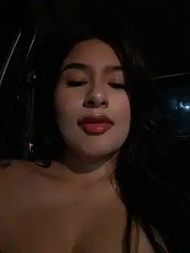 andrea gomes  online show from April 2026 06:16:02 AM