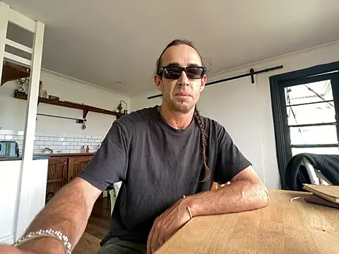 mastertittiefkr online show from November 2025 02:39:02 AM