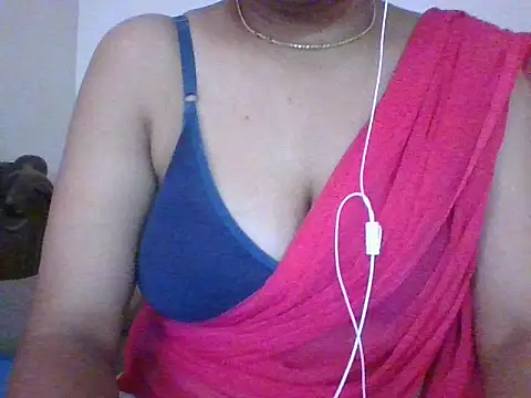 Snapshot of snehashreyatamil chatting on October 2025 07:54:01 AM snehashreyatamil online show from October 2025 07:54:01 AM