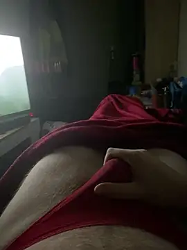 Snapshot of yves24Post chatting on September 2025 08:36:02 PM yves24Post online show from September 2025 08:36:02 PM