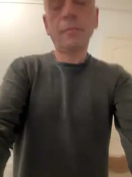 mateocali25 online show from March 2025 12:15:02 AM