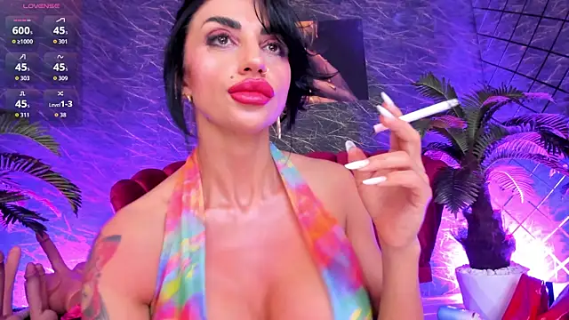 Snapshot of IzabelaTessa chatting on May 2026 07:42:02 PM IzabelaTessa online show from May 2026 07:42:02 PM