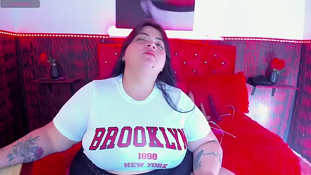 Snapshot of dirtyBBWplay chatting on April 2026 08:26:01 PM dirtyBBWplay online show from April 2026 08:26:01 PM