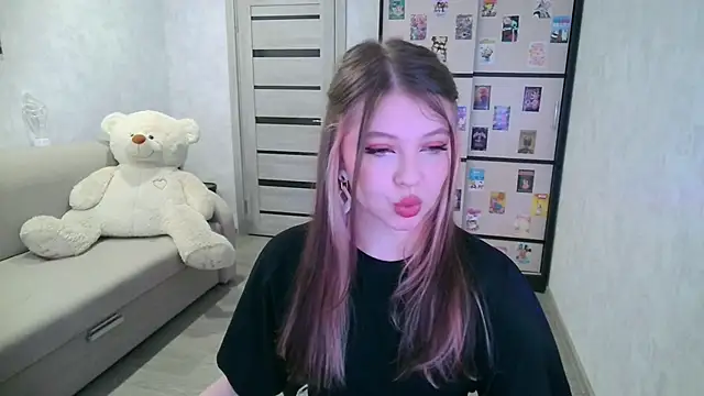 Snapshot of GinnyBlacky chatting on June 2026 07:06:02 PM GinnyBlacky online show from June 2026 07:06:02 PM
