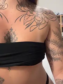 Snapshot of casaltattoosex chatting on February 2026 07:03:02 PM casaltattoosex online show from February 2026 07:03:02 PM