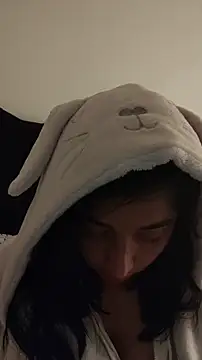 Snapshot of Elowyn chatting on November 2025 03:54:01 AM Elowyn online show from November 2025 03:54:01 AM