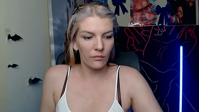 VanessaRey  online show from May 2026 03:20:02 PM