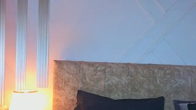 Snapshot of angelinarouse_ chatting on February 2026 03:51:02 AM angelinarouse online show from February 2026 03:51:02 AM