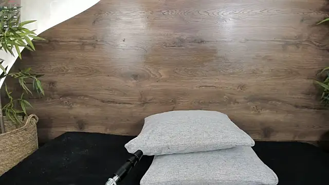 Snapshot of mia_lacy_ chatting on November 2025 07:35:02 PM mia lacy online show from November 2025 07:35:02 PM