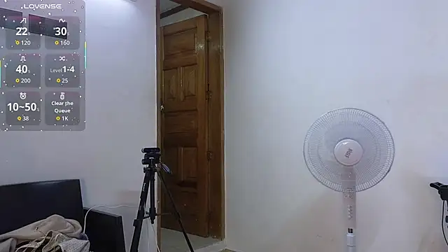 Danna williamss online show from November 2025 10:28:02 AM